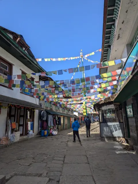 Best Time to Visit Phakding