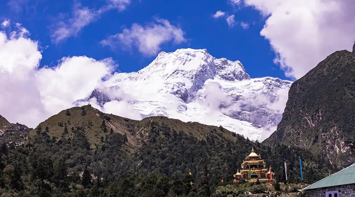 Manaslu Circuit Trek-16 Days Manaslu Circuit Trek-16 Days