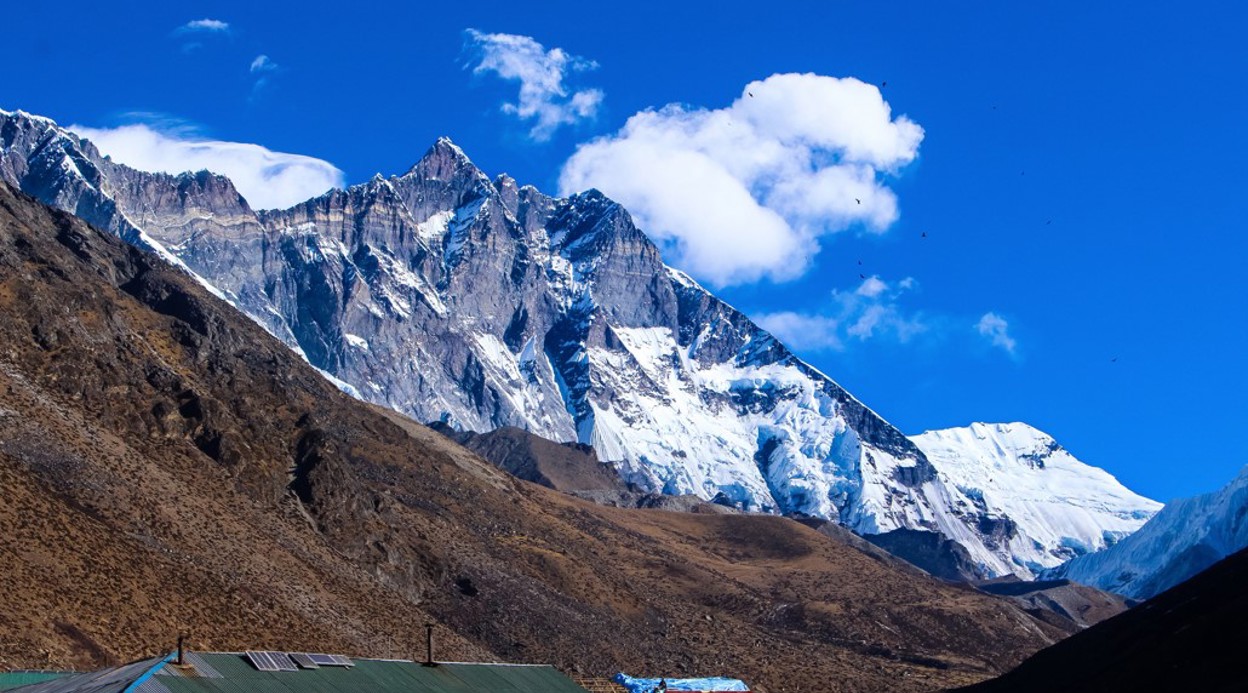 Everest Base Camp, Cho-La Pass, and Gokyo Trek