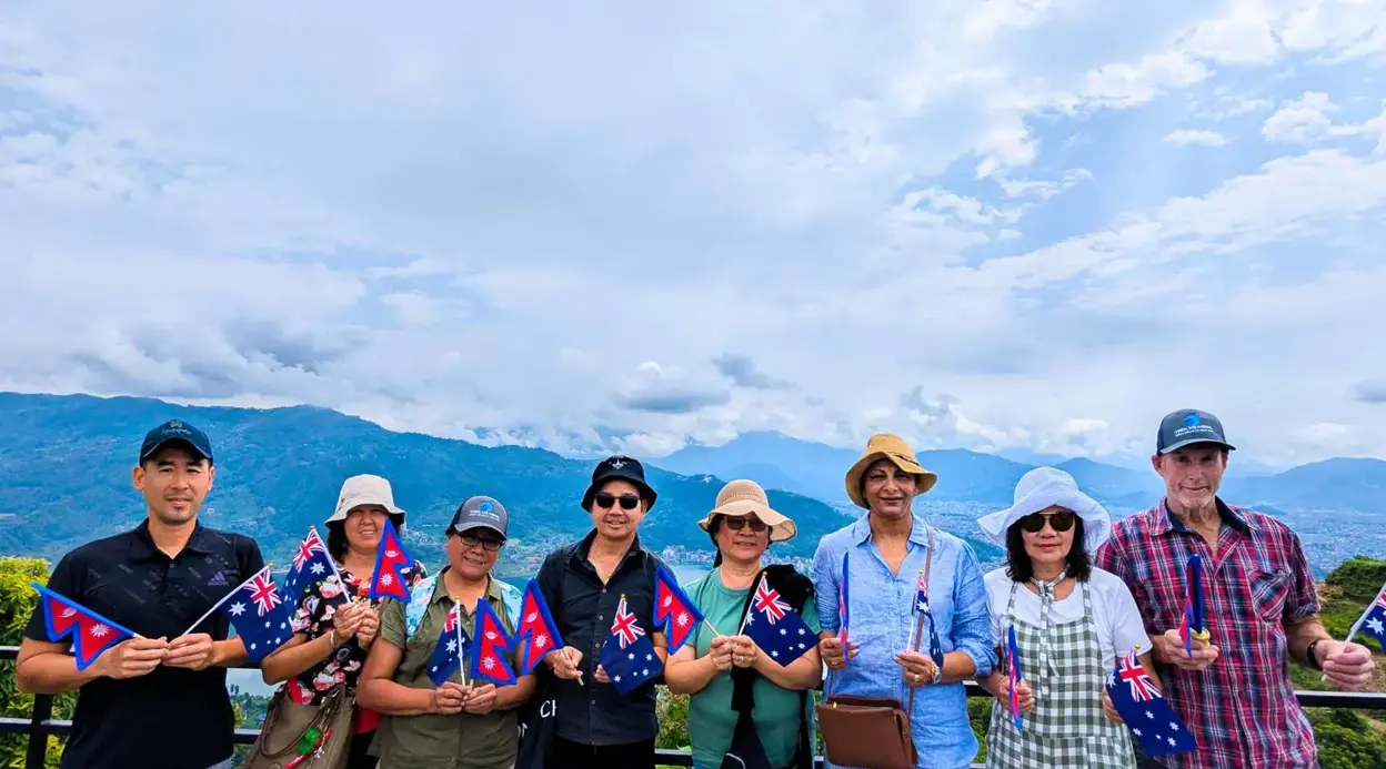 Golden Triangle Luxury Tour 9 days in Nepal: Kathmandu, Chitwan & Pokhara Golden Triangle Luxury Tour 9 days in Nepal: Kathmandu, Chitwan & Pokhara