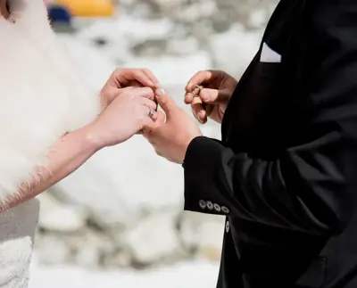 Everest Base Camp Wedding: James Sissom and Ashley Schmieder Ties the Knot After 8-Day Trek to the Top