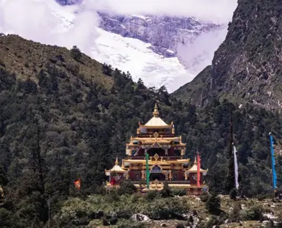 Exploring Shyala Village – Last Stop Before Samagaun on the Manaslu Circuit