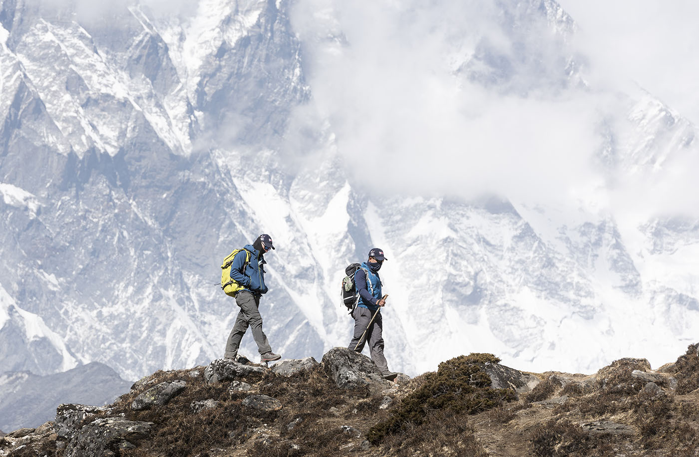 nepal-solo-khumbu-everest-mountaineer-and-sherp-2024-09-14-00-04-08-utc.jpg