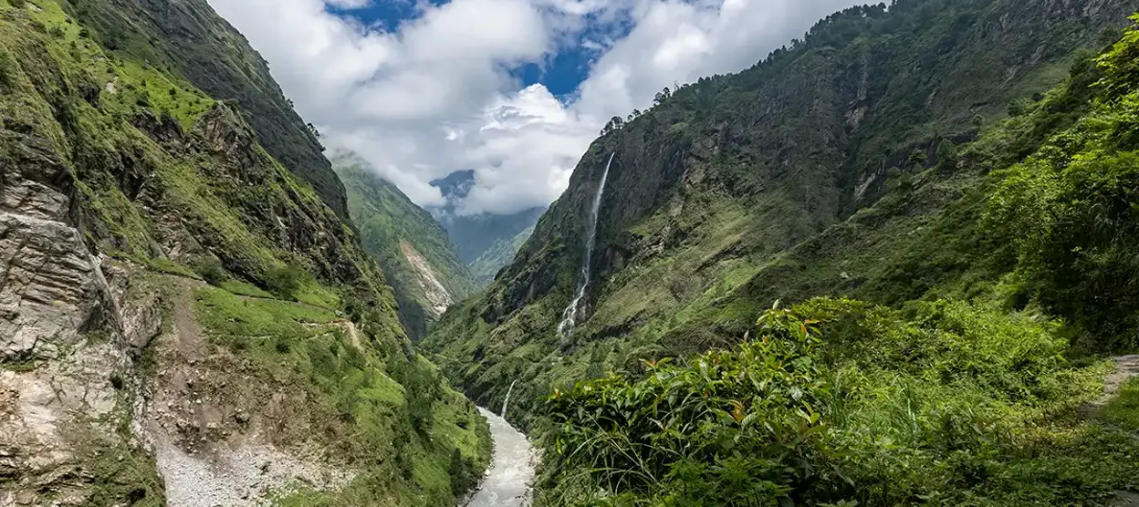 Jagat Village Nepal | Gateway to the Manaslu Circuit Trek & Permit Checkpoint