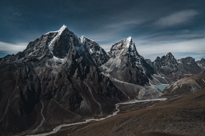 lobuche peak