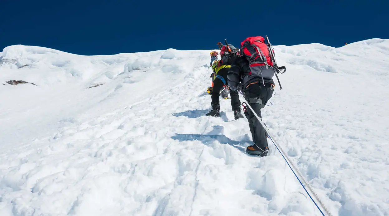 Lobuche East  & Island Peak Climbing  24 Days  