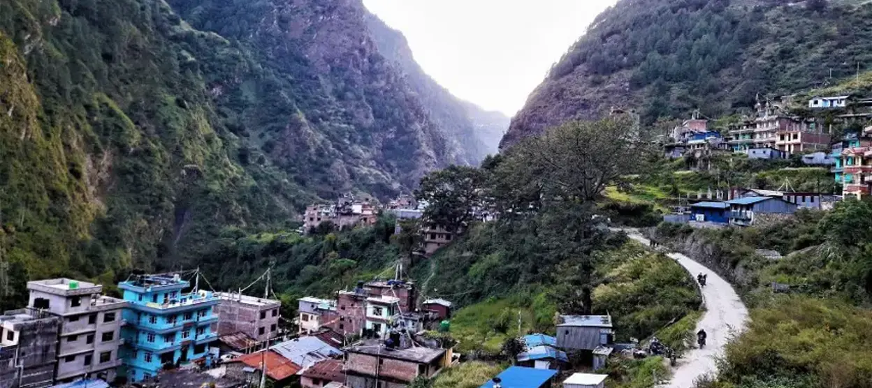 Syabrubesi Village – Gateway to Langtang Valley, Tamang Heritage Trail & Gosaikunda Treks
