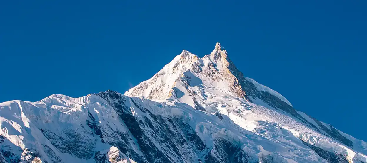 Manaslu Circuit Trek 2025 Guide: Best Time, Weather & Seasons for an Epic Himalayan Adventure