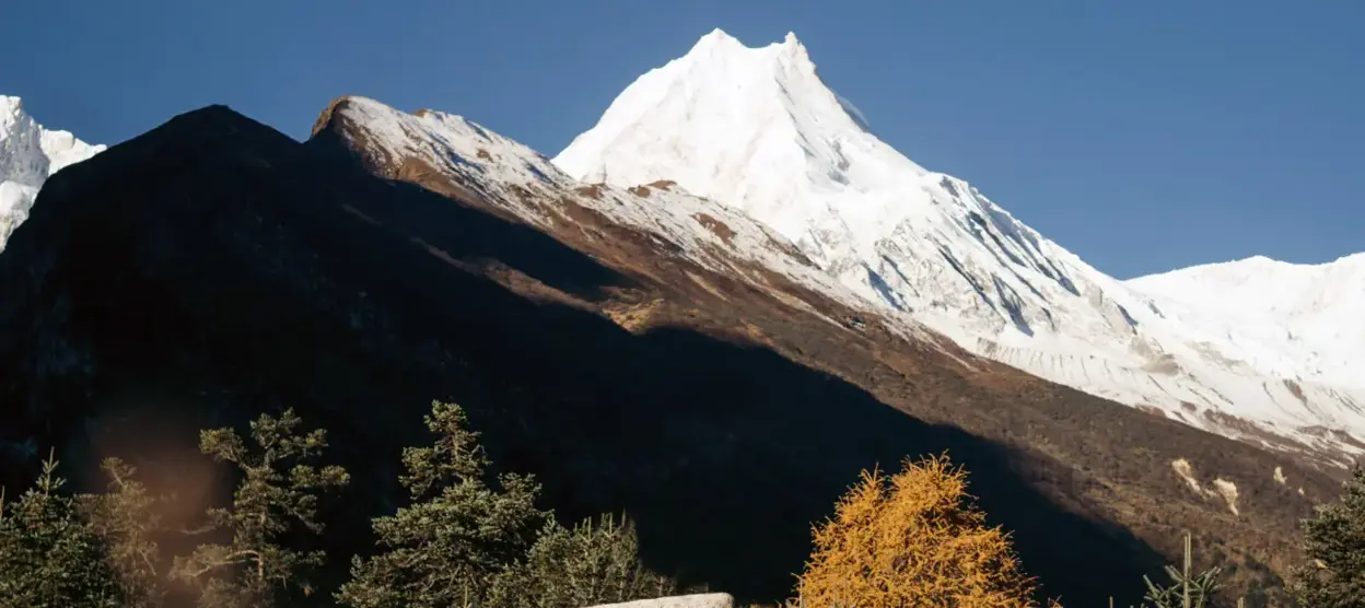 Mount Manaslu: The Complete Guide to Nepal’s Eighth-Highest Mountain, Climbing Routes & Trekking Adventures