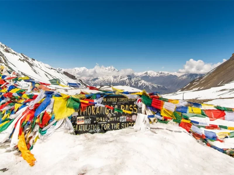 Thorong-La-Pass-Trek