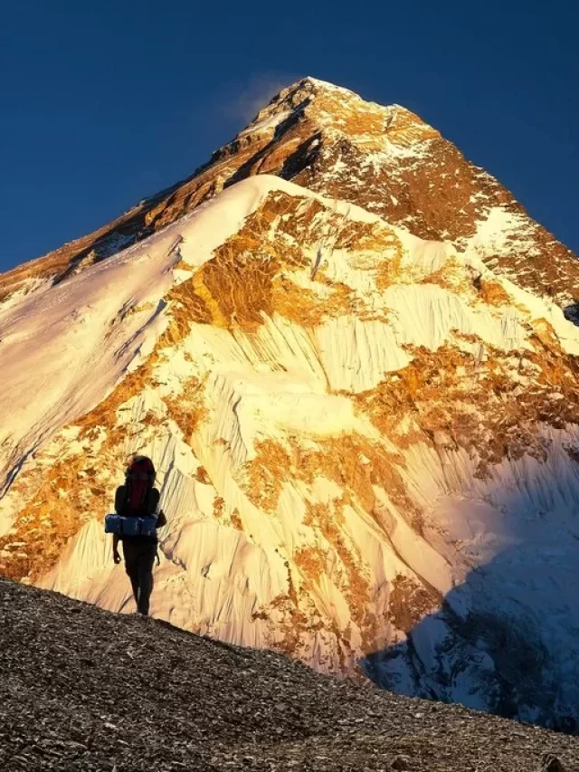Top 5 Reasons To Do Everest Base Camp Trek
