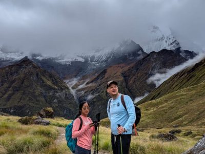 trekkers enjoying in everest